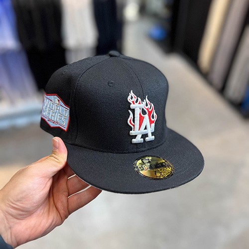 کلاه کپ فیت بک نیو ارا (NEW ERA LA FIRE) مشکی سایز  (1/2)7 (59.6 CM)